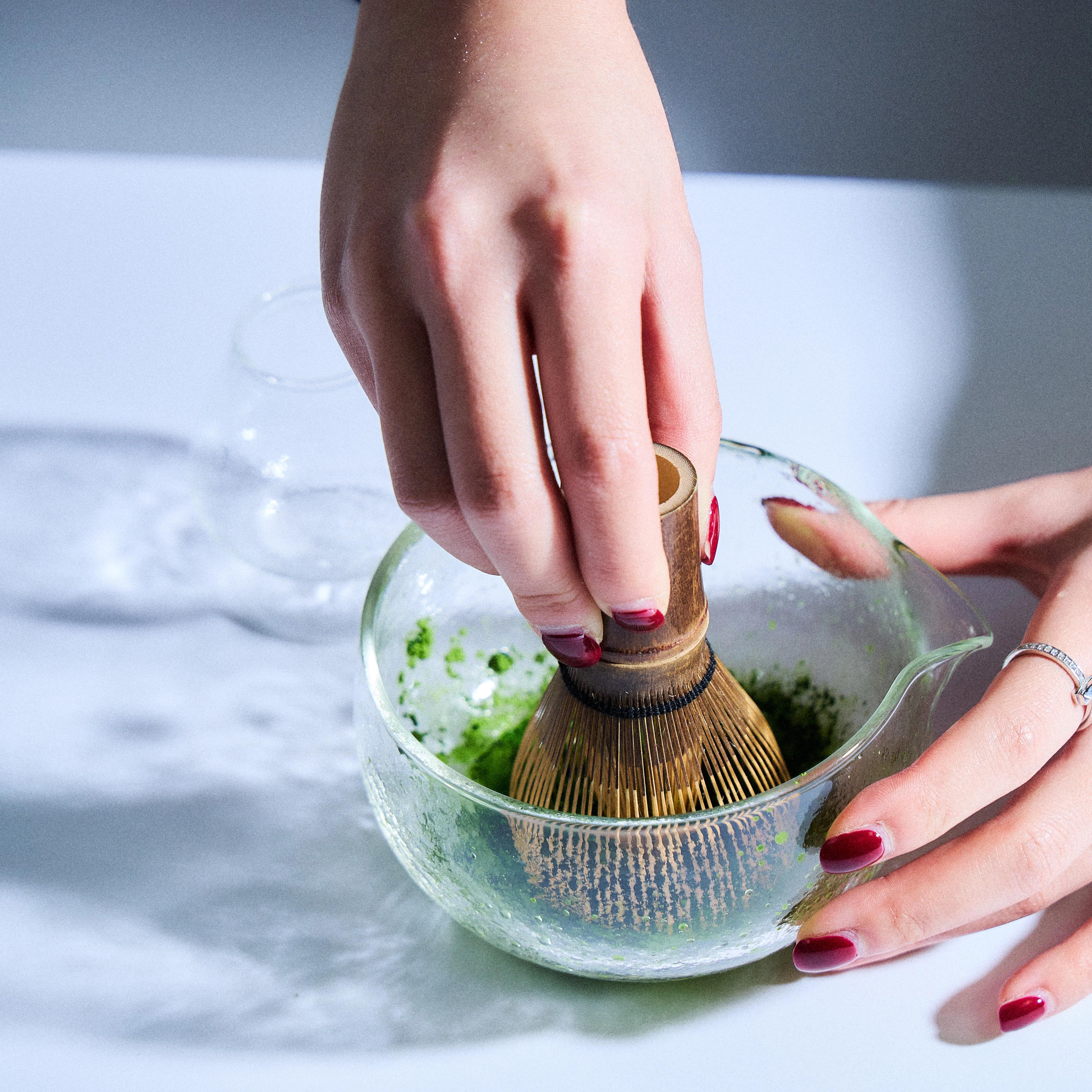 Bol à Matcha en verre Chawan ⋅ KURA-GE - Image 5