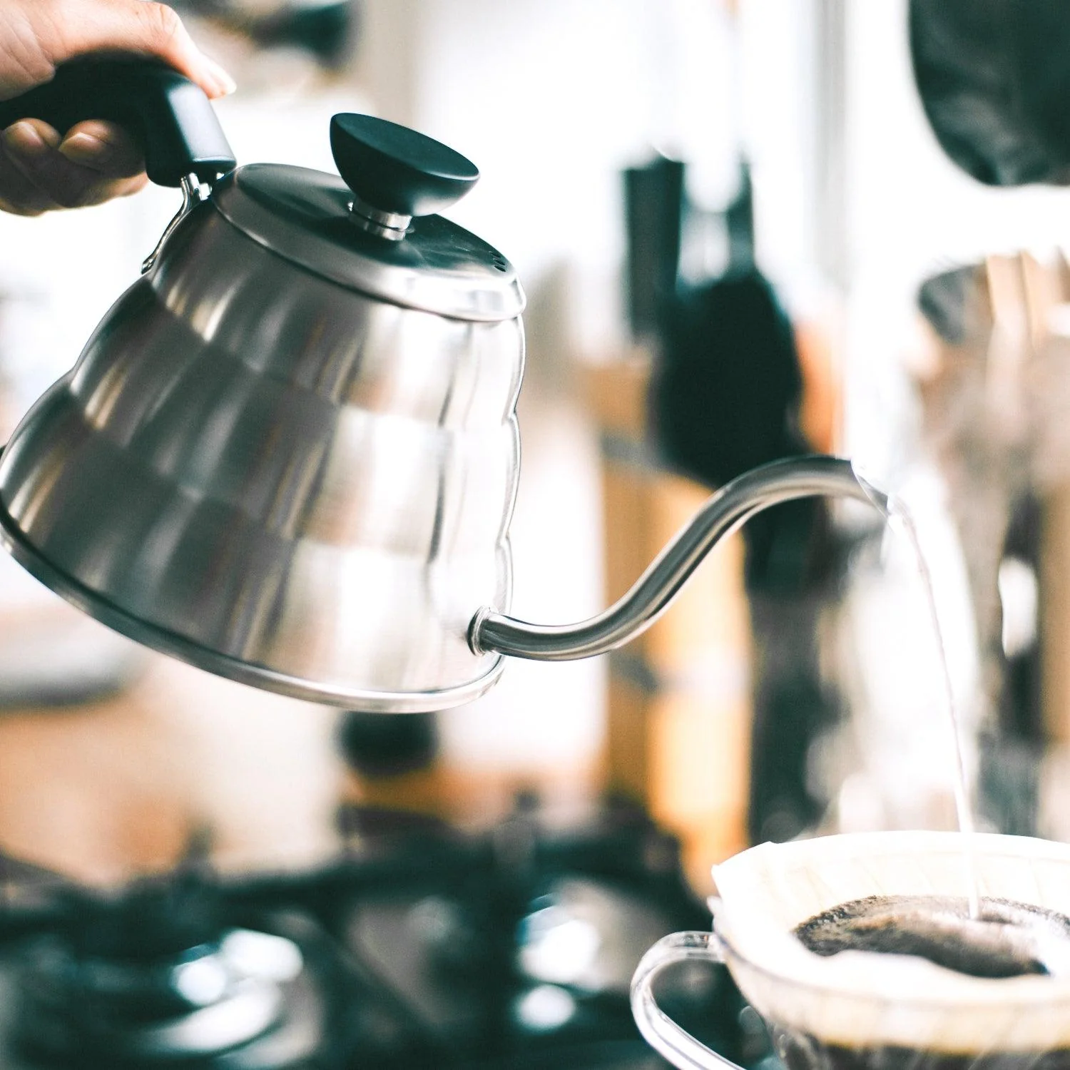 Bouilloire Buono pour V60 ⋅ Hario - Image 4