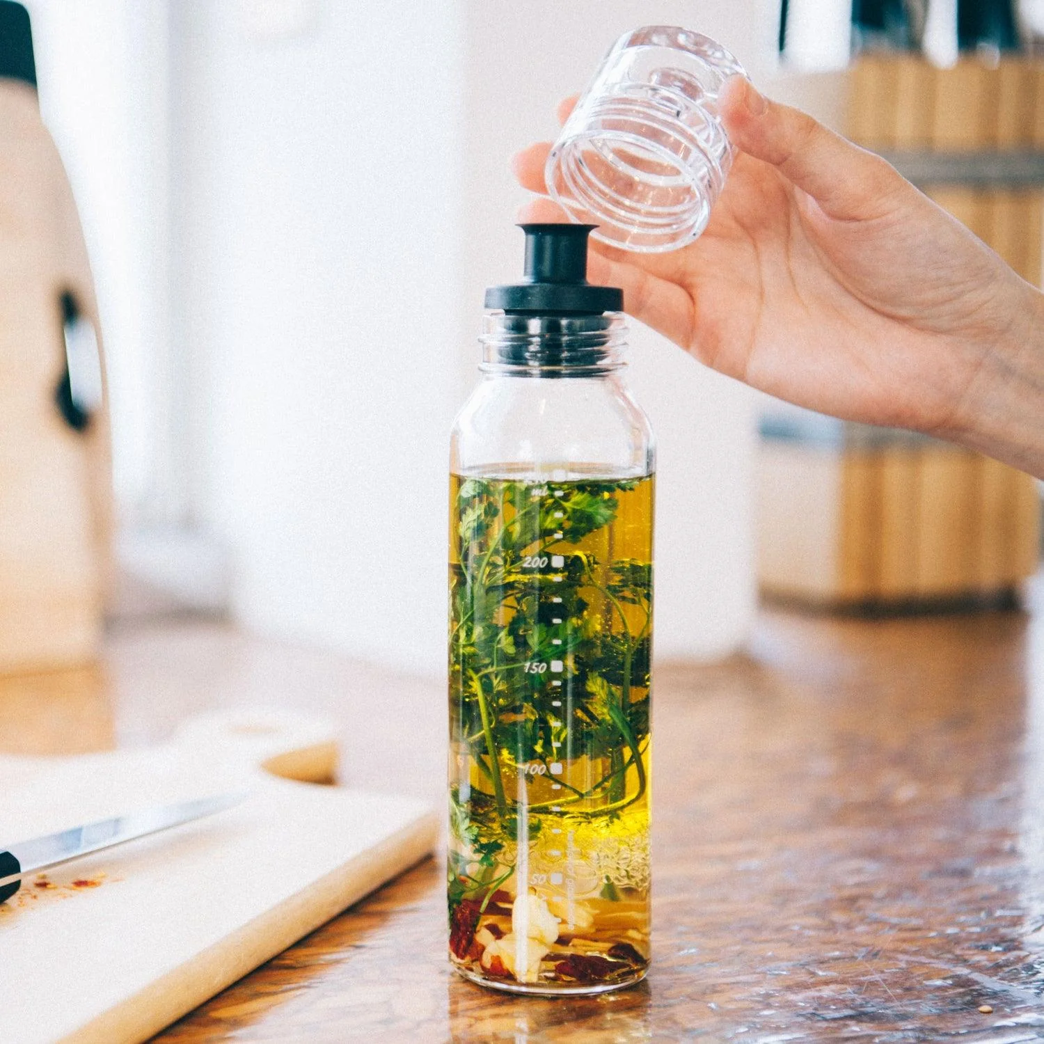 Bouteille à vinaigrette 240ml ⋅ Hario - Image 2