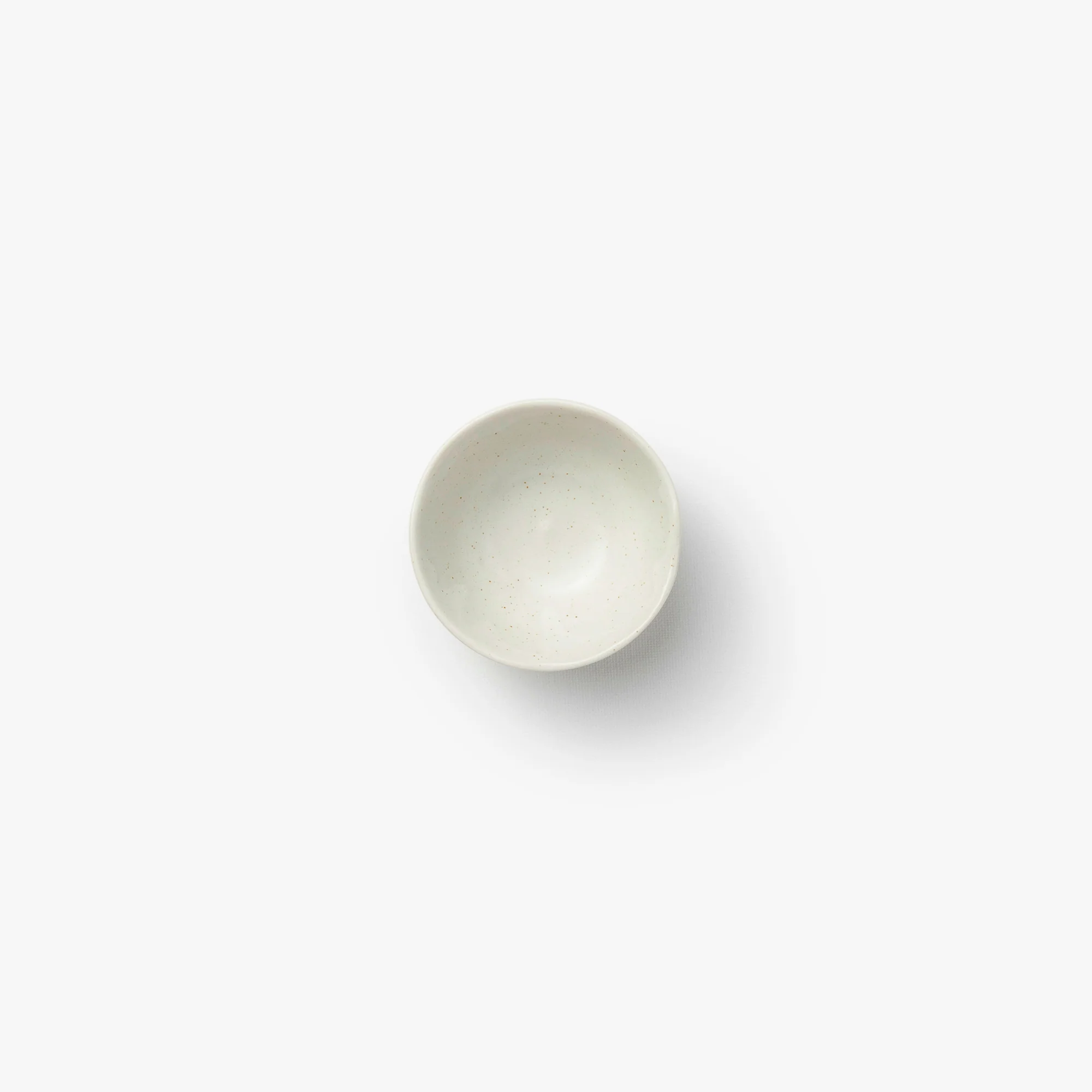 Coupelle céramique karatsu blanche tachetée Ø 84mm ⋅ Minnano Souko - Image 2