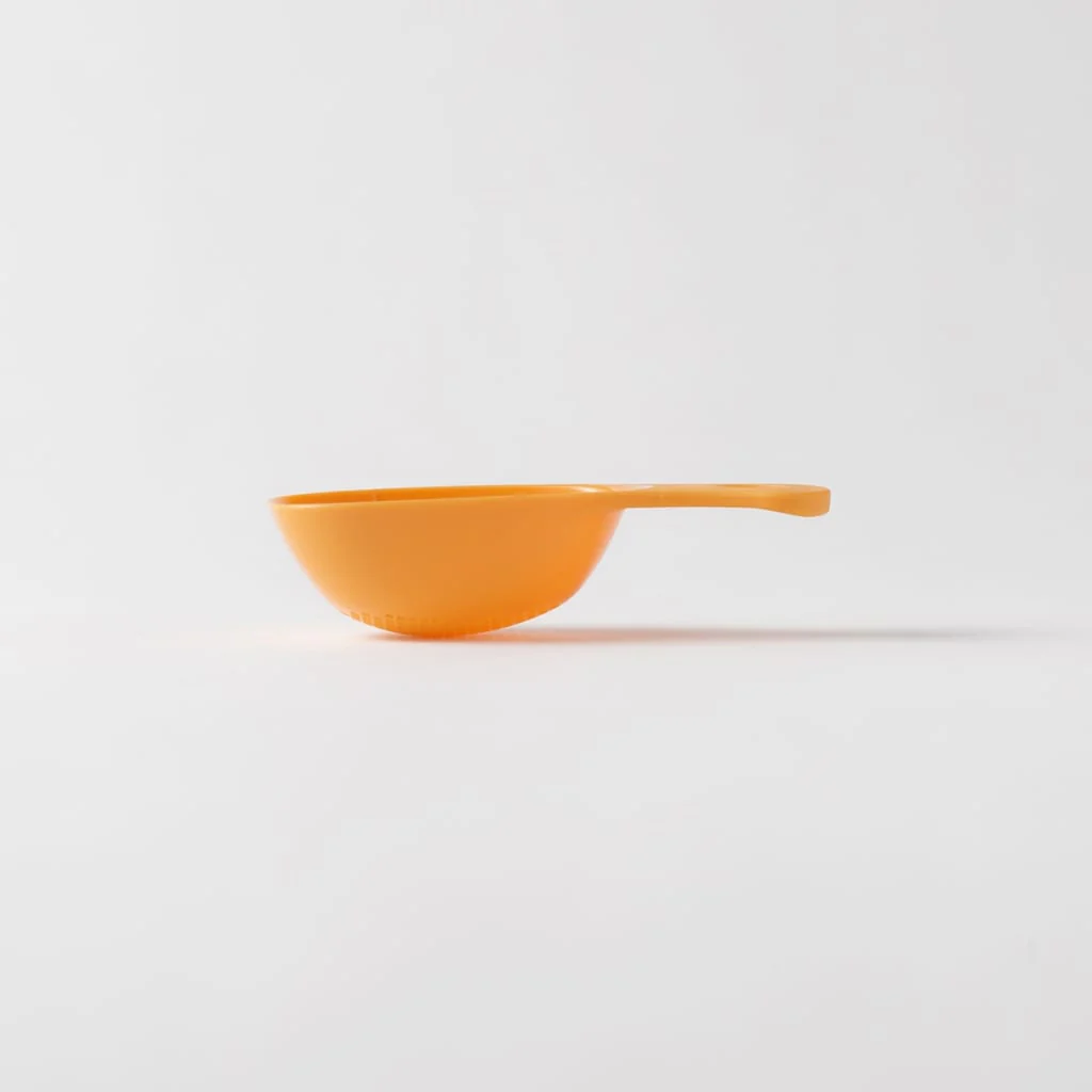 Cuillère à saupoudrer orange ⋅ Marna - Image 5