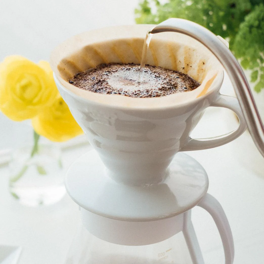 Porte filtre pour café V60 en céramique blanche ⋅ petit modèle ⋅ Hario - Image 5